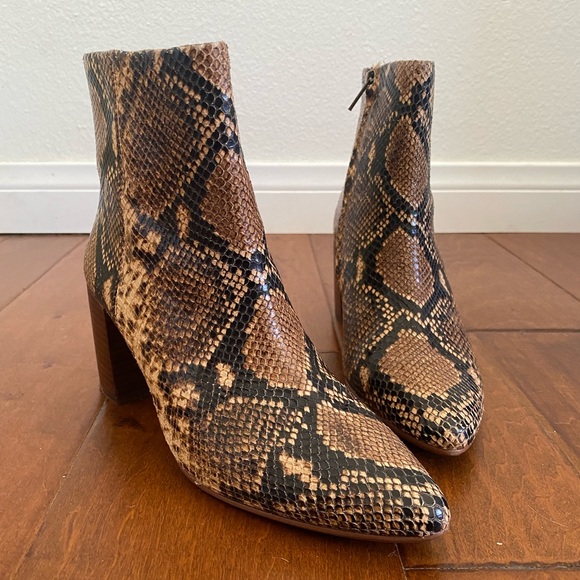 Madewell Snakeskin boots - Picture 5 of 7